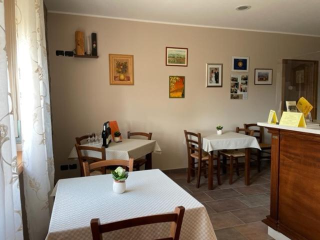 Agriturismo Finestre di Langa Trezzo Tinella Esterno foto