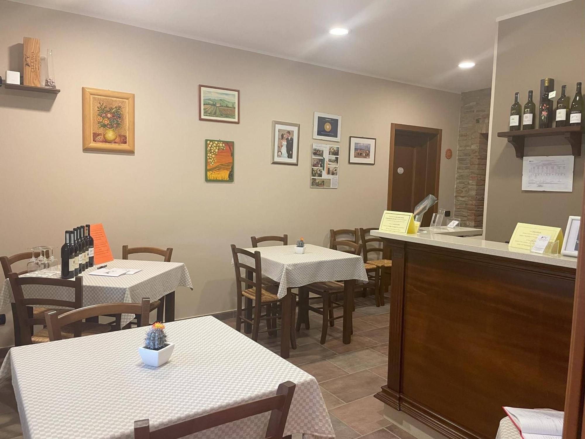 Agriturismo Finestre di Langa Trezzo Tinella Esterno foto